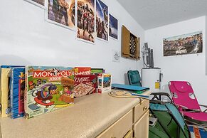 Upstay - Family Home w Private Pool and Games