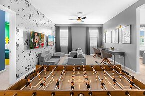 Upstay - Mansion w Kids Theme Rooms Pool Cinema