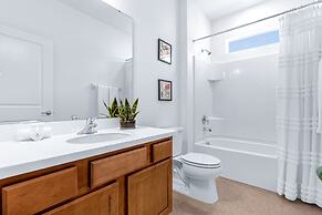 Upstay - Mansion w Kids Theme Rooms Pool Cinema