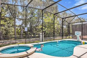 Upstay - Gator Getaway w Pool Hot Tub Theme Rooms