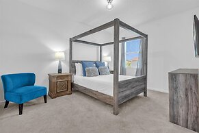 Upstay - Gator Getaway w Pool Hot Tub Theme Rooms