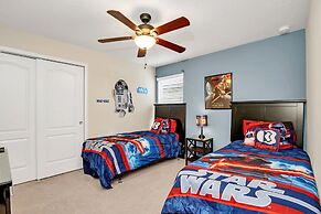 Spacious 8BR Home for Large Group - Pool Games