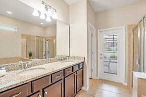 Spacious 8BR Home for Large Group - Pool Games