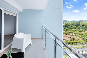 Upstay - Brand New Condo w Pool - 5 Mins to Beach