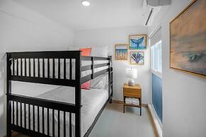 Upstay - NEW Build - Viva Jaco Condo w Epic Views