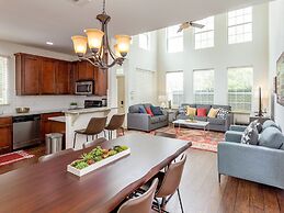 Upstay - 2-home Complex in Govalle for 18ppl