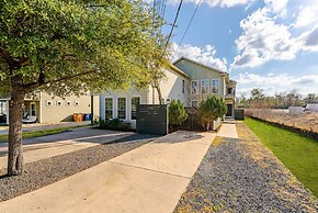 Upstay - 2-home Complex in Govalle for 18ppl