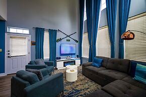 Upstay - 2-home Complex in Govalle for 18ppl