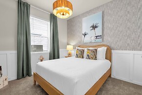 Upstay - Disney Movie Mansion at Windsor Island