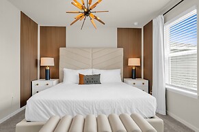 Upstay - Disney Movie Mansion at Windsor Island