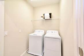 Upstay - 32 Guest Home - Pool Hot Tub and Games