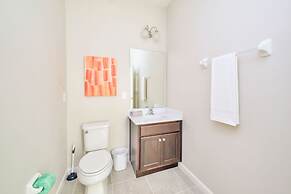 Upstay - 32 Guest Home - Pool Hot Tub and Games