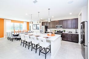 Upstay - 32 Guest Home - Pool Hot Tub and Games