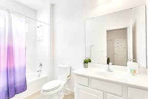 Family Resort Home w Private Pool BBQ Pingpong