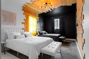 Insta-worthy Two House Corner Compound