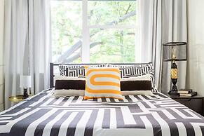 Insta-worthy Two House Corner Compound