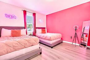 Upstay - Patio Paradise w Pool-spa-games-tikibar