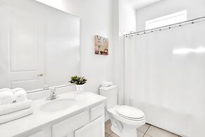 Upstay - Patio Paradise w Pool-spa-games-tikibar