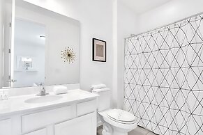 Upstay - Patio Paradise w Pool-spa-games-tikibar