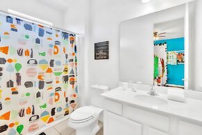 Upstay - Patio Paradise w Pool-spa-games-tikibar