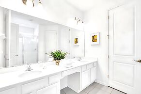 Upstay - Patio Paradise w Pool-spa-games-tikibar