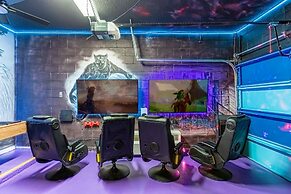 Upstay - Patio Paradise w Pool-spa-games-tikibar