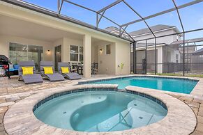 Upstay - New Build - Resort Home w Pool Hot Tub
