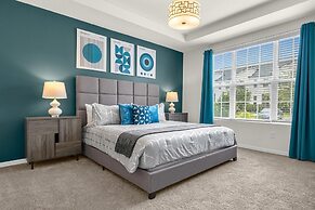 Upstay - New Build - Resort Home w Pool Hot Tub