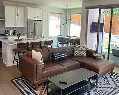 Upstay - Eastside Home w Patio BBQ - Mins to DT