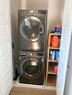 Upstay - Eastside Home w Patio BBQ - Mins to DT