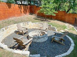 Upstay - Eastside Home w Patio BBQ - Mins to DT