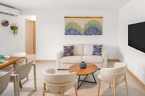 Upstay - New Condo w Incredible Views in Jaco