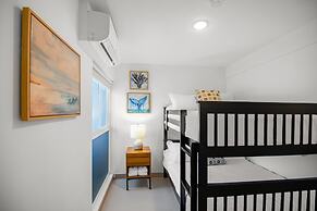 Upstay - New Condo w Incredible Views in Jaco