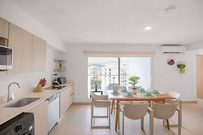Upstay - New Condo w Incredible Views in Jaco