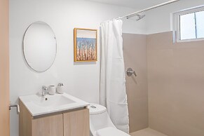 Upstay - New Condo w Incredible Views in Jaco