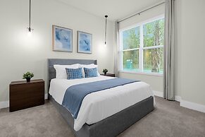 Upstay - Modern Family Townhome With Pool