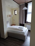 Hotel &Restaurant Time-Out