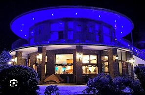 Hotel &Restaurant Time-Out