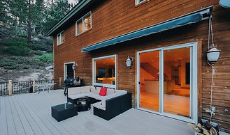 The Elevator House Sleeps 10!