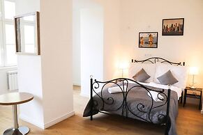 Rose suites and rooms