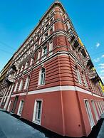 Rose suites and rooms