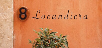 LOCANDIERA