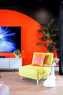 Queen s Gambit - 7 min Uber to Downtown ATX