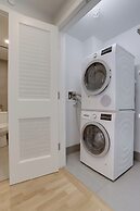 Modern Apartment Near D.C. Landmarks