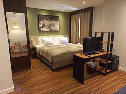 Get a Flat 1702 - Wyndham SP Paulista