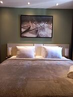 Get a Flat 1702 - Wyndham SP Paulista