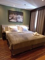 Get a Flat 1702 - Wyndham SP Paulista