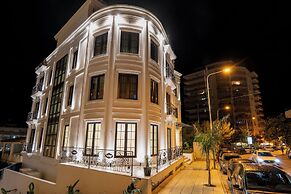 The Collector hotel boutique