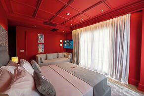 The Collector hotel boutique