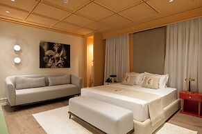 The Collector hotel boutique